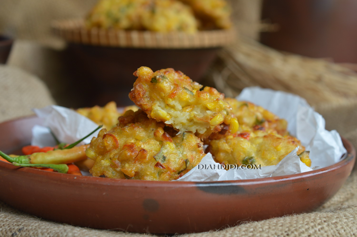 Diah Didi�s Kitchen Bakwan Jagung Pedas Aroma Kencur