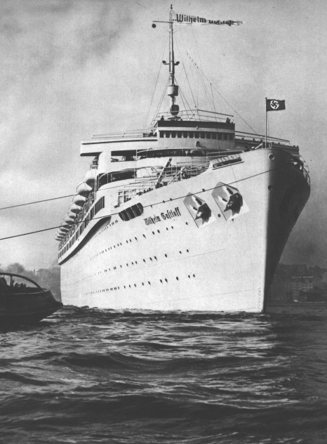 30 января 1945 г подводная лодка с-13 под командованием капитана 3-го ранга 30 января 1945 г подводная лодка с-13 под командованием капитана 3-го ранга