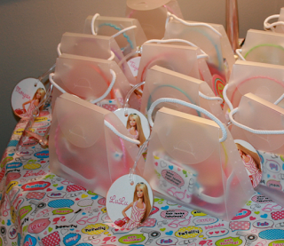 Style on the Fly: Barbie Party: Party Favors