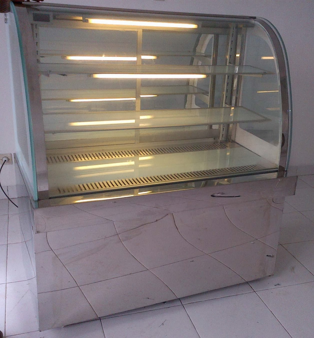 SHOWCASE CAKE STAINLESS STEEL CURVE GLASS