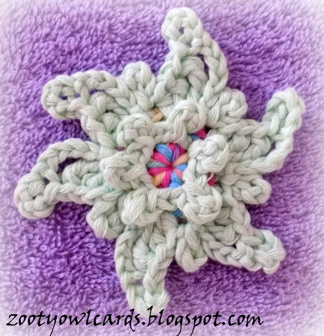 Zooty Owl's Crafty Blog: crochet flowers