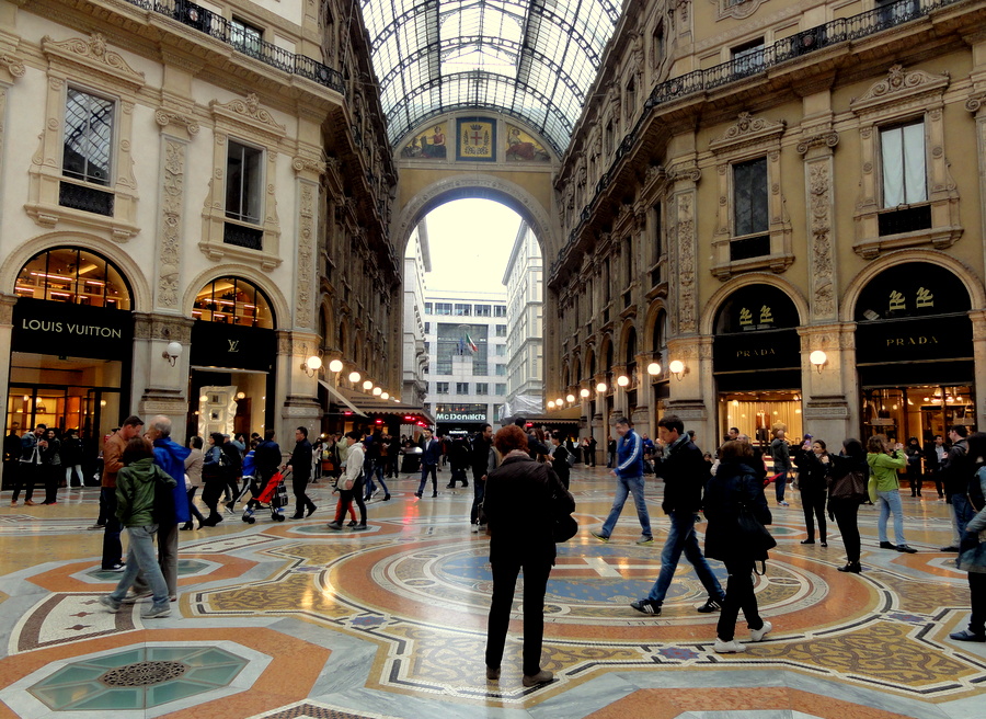 Galleria Vittorio Emanuele II Exterior, Milan, Italy