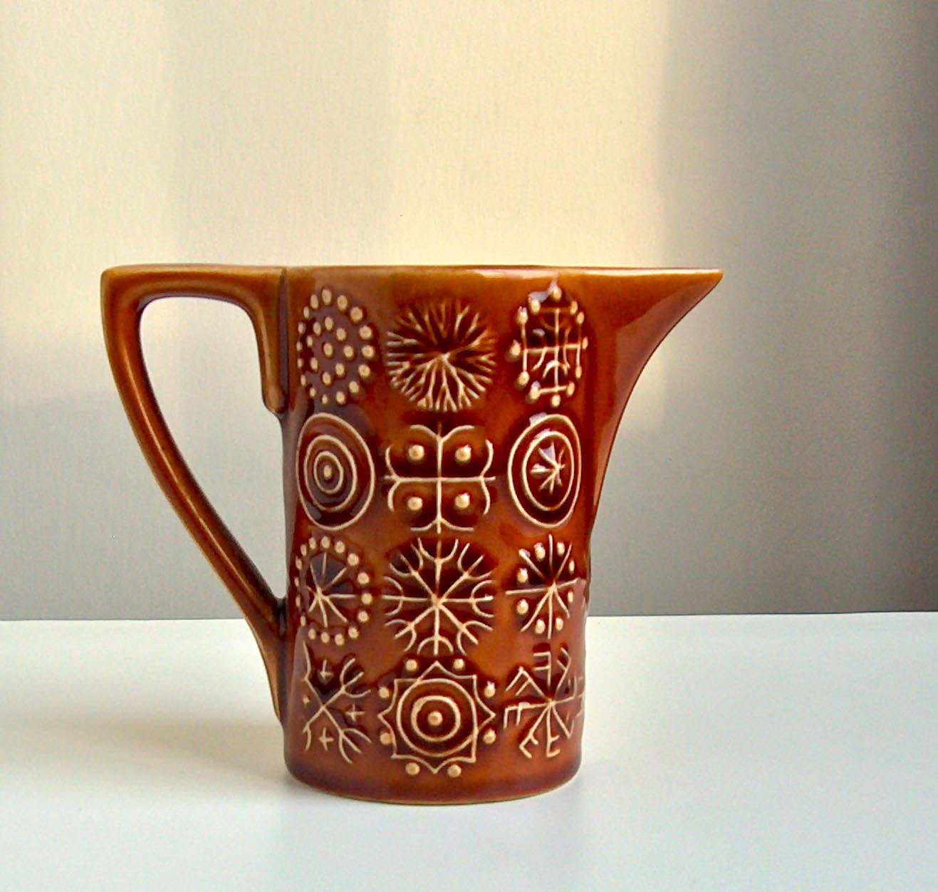 Potshots Textured surfaces from the 1960s. Portmeirion Totem.