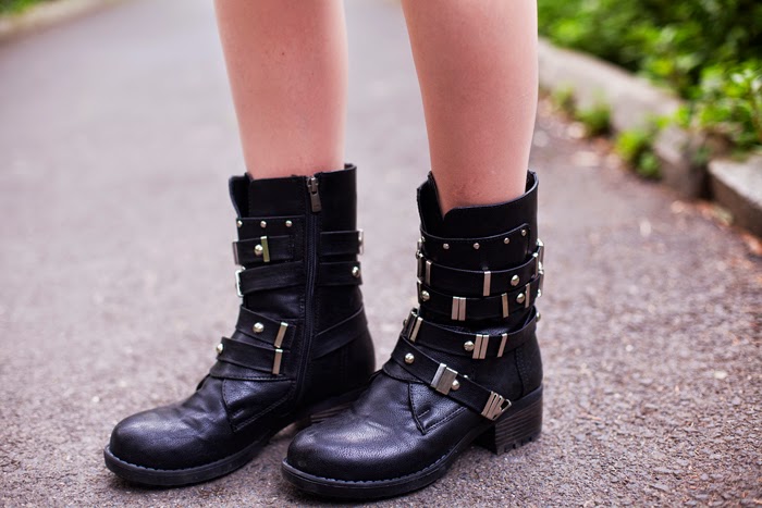 TIE BOW-TIE: DRESS WITH ASH FLOWERS