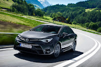 2015-ToyotaAvensis-14.jpg