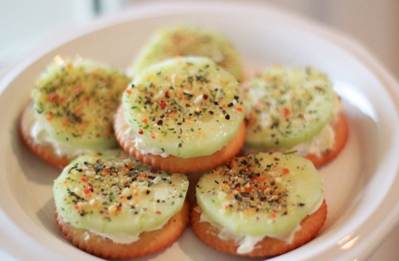 Crafty Sisters Day 3 Brazilian Limeade & Cucumber Crackers