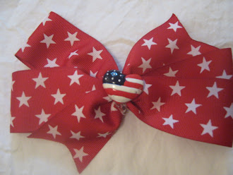 4th of July Bow $5.00