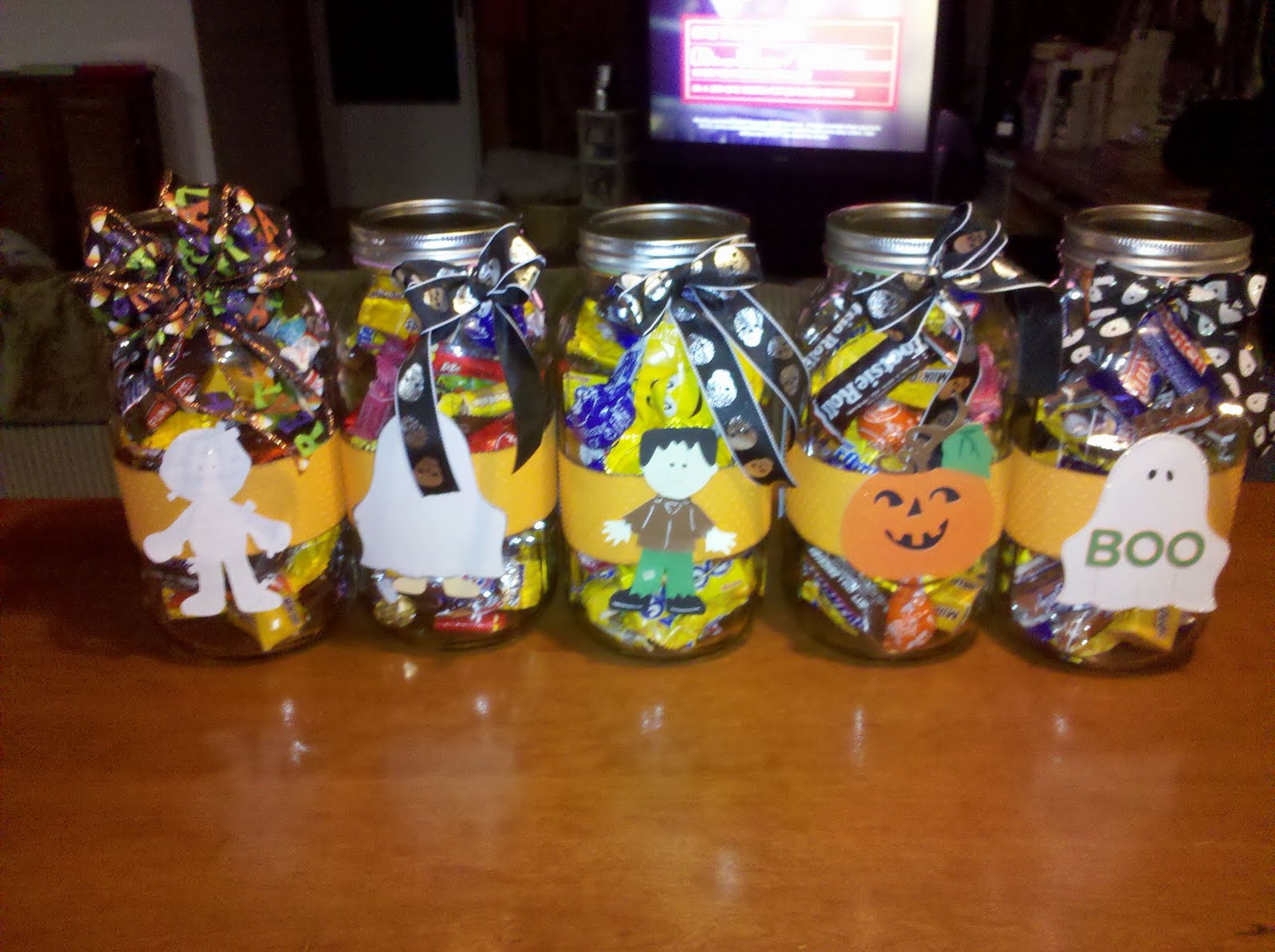 Scrap This Craft That: Halloween Candy Jars