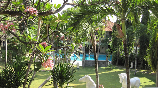 El despreciable Hotel Bali Bungalo - Kuta, Bali