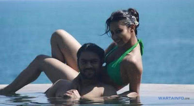 Foto Hot Seksi Bikini Mouni Roy bersama pacarnya Artis Pemeran Dewi Sati di Serial Mahadewa Foto Hot Seksi Bikini Mouni Roy bersama pacarnya Artis Pemeran Dewi Sati di Serial Mahadewa