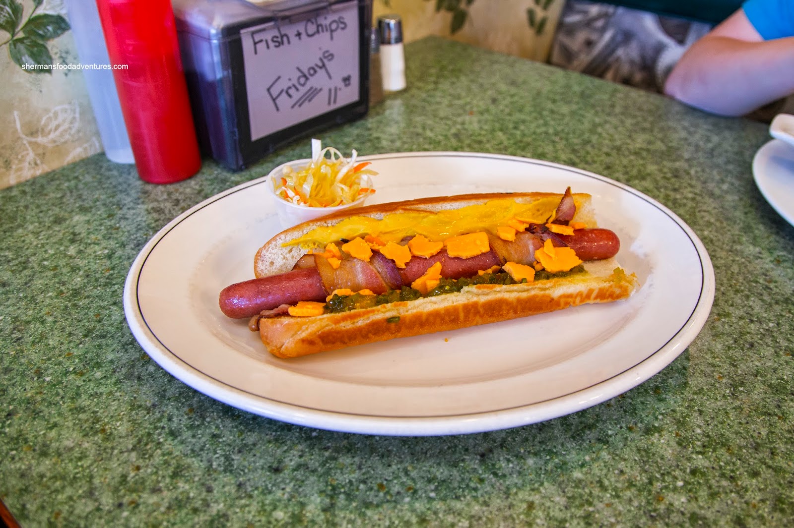 Sherman's Food Adventures Blast N2 The Past 50's Diner