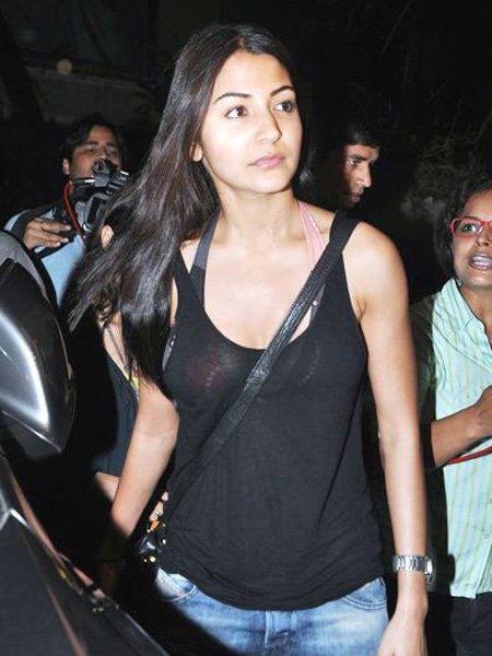 Glamourmasala Com Check Out Bollywood Actresses Caught In