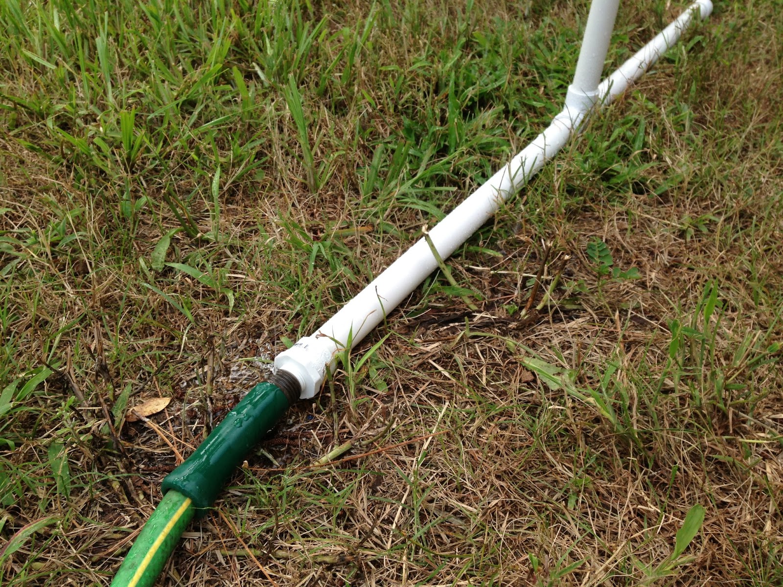 Beautifully Chaotic DIY PVC Water Sprinkler