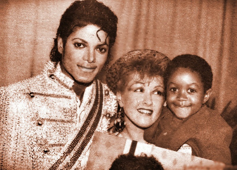 Cartas para Michael O encontro com Cindy Lauper