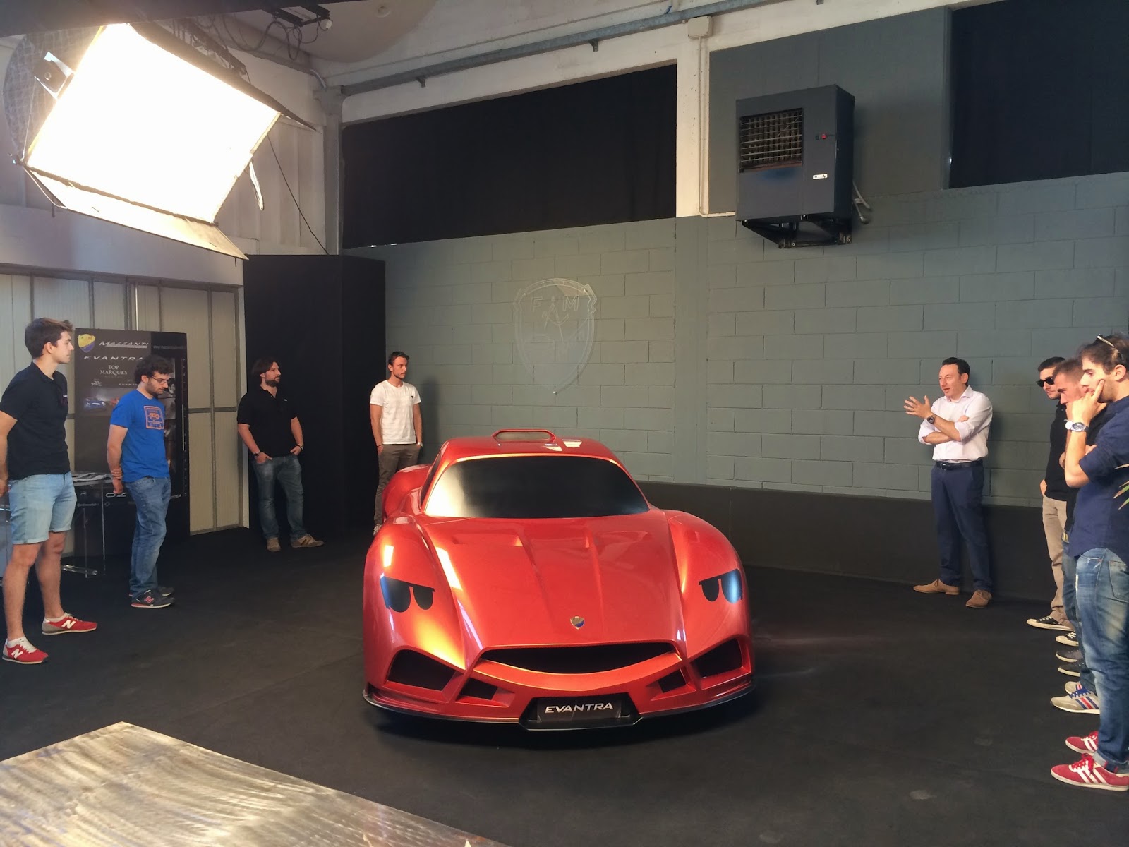 Club mec Visita presso Mazzanti Automobili
