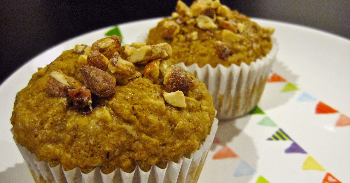 baturday Vegan (OR NOT!) Oatmeal Applesauce Muffins