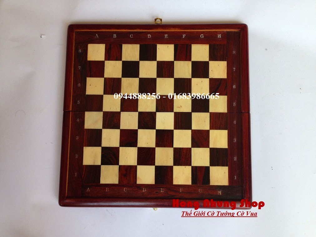 Quà tặng sếp, quà biếu sếp cao cấp – Bộ bàn cờ tướng cờ vua Gỗ &Sừng trâu 2015