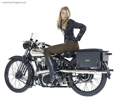 motos-mujeres-clásicas-wallpaper