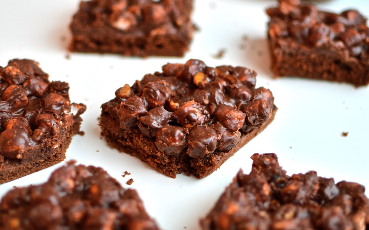 The Unsinkable Mommy Brown Texas Sheet Cake with Rocky Road Fudge Frosting