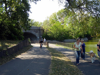 Biking around the Chain of Lakes in Minneapolis, Minnesota