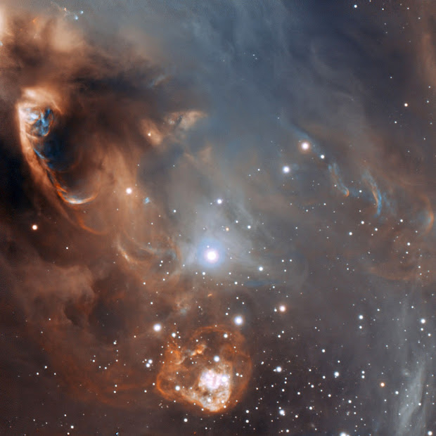 ESO's VLT new close-up view of Star-Forming Region NGC 6729