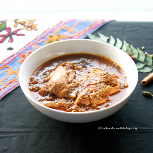 Chettinad Chicken - South Indian Chicken Curry
