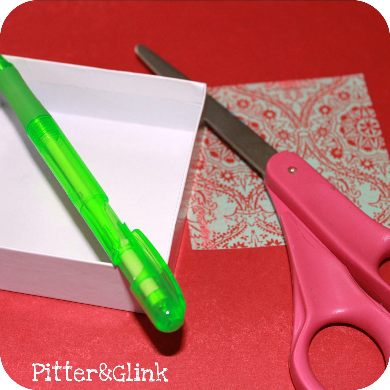 PitterAndGlink Gift Box Ornaments