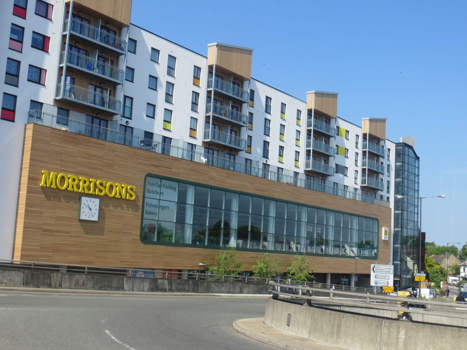 London buses one bus at a time the return The H11 Route