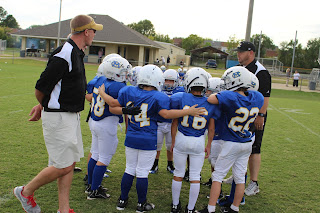 MONTGOMERY CATHOLIC’S TERMITE FOOTBALL TEAM LEARNING ALL ABOUT TEAMWORK. 1 MONTGOMERY CATHOLIC’S TERMITE FOOTBALL TEAM LEARNING ALL ABOUT TEAMWORK. 1