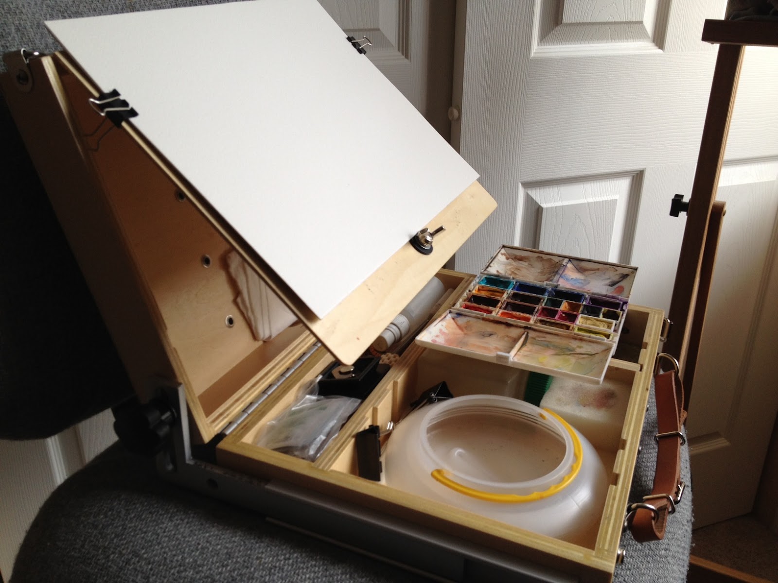 Marcio's Art Journal Using a Pochade Box