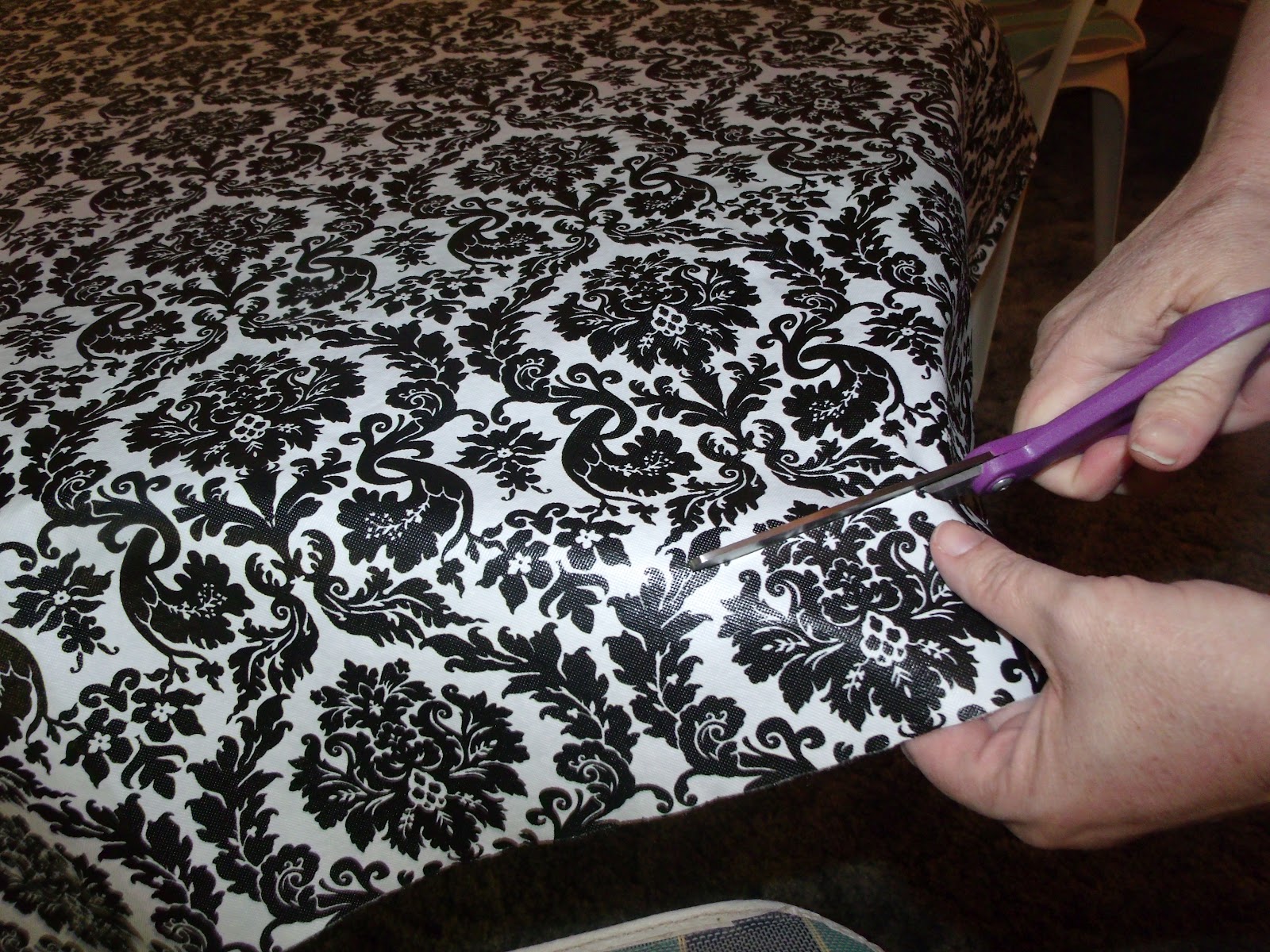 Lisas Crafty Stitches Fitted Vinyl table cloth