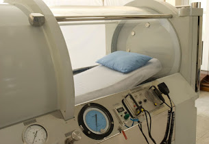 India. Monoplace Hyperbaric Oxygen Theraapy Chamber.