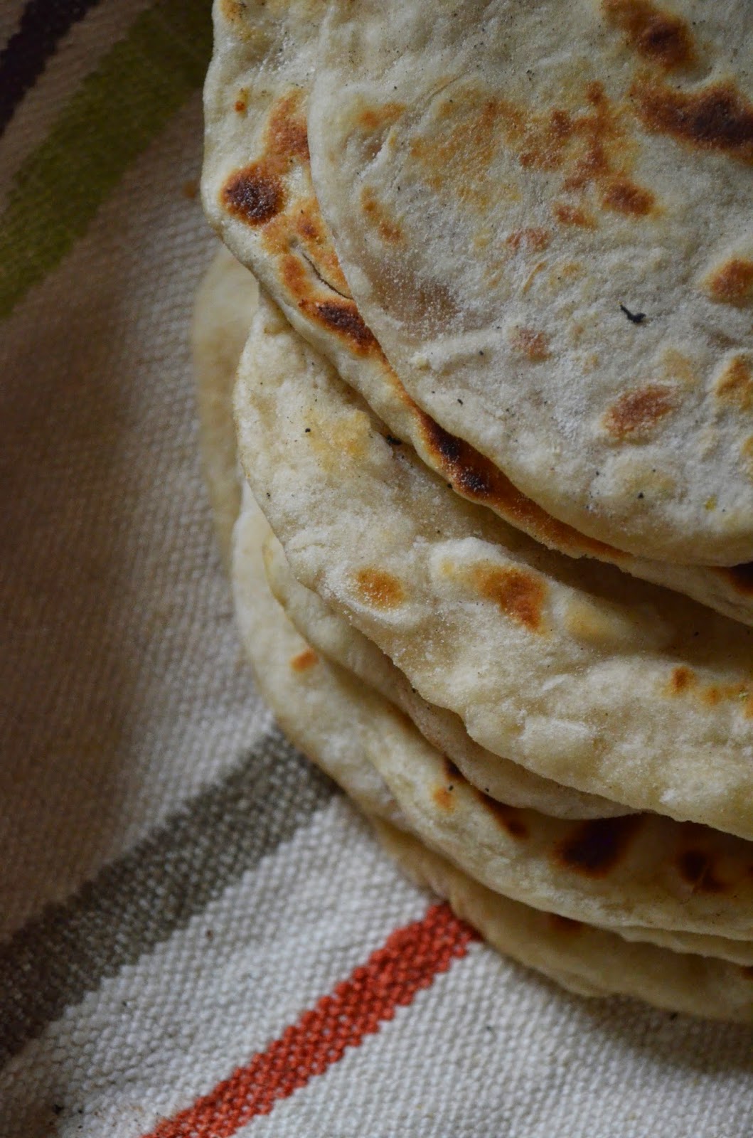 amour fou(d) buttermilk bacon fat flour tortillas.