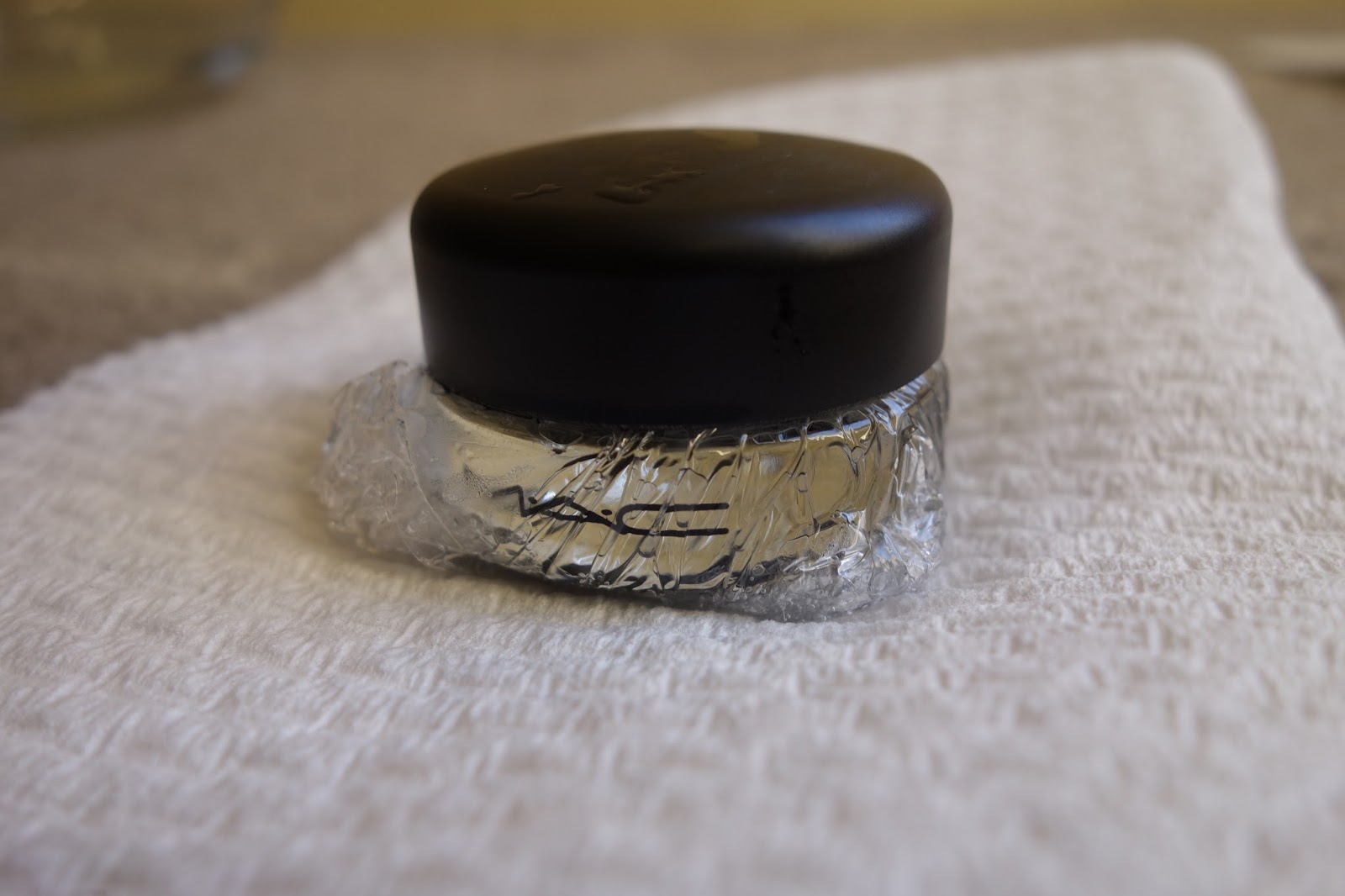 Butterflyiing Tips Dried out MAC Paint Pot