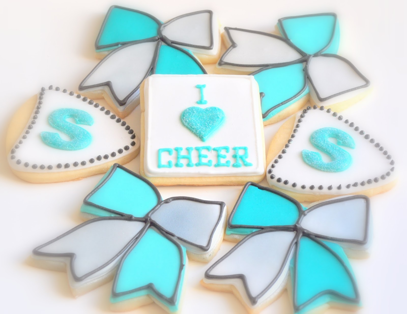 Brant Cookies Cheerleading cookies Ancaster Sharks