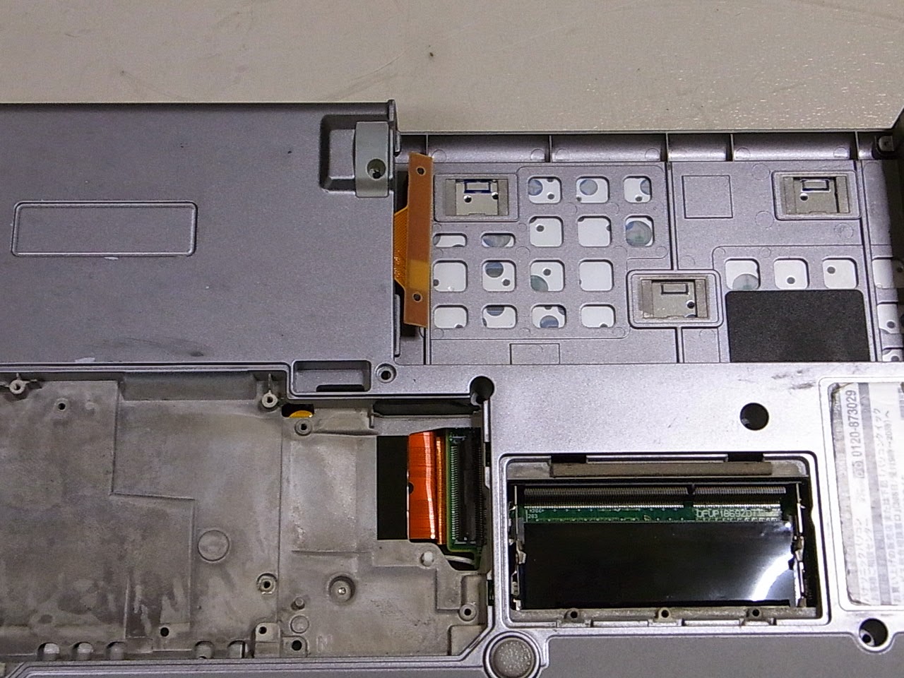 福岡市のパソコン修理店パソコンショップgreen Panasonic Let S Note Cf S9 Cpuファン交換