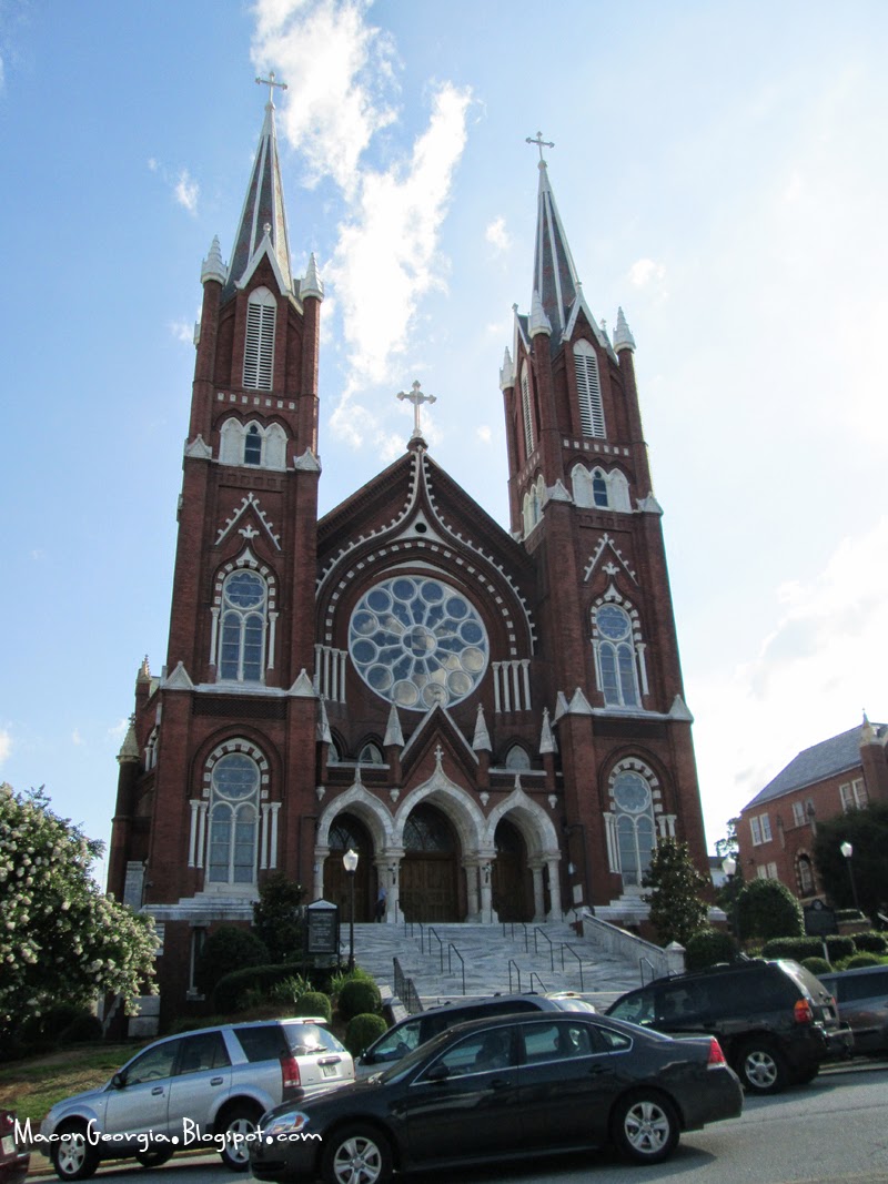 In Macon St Joseph Catholic Church of Macon