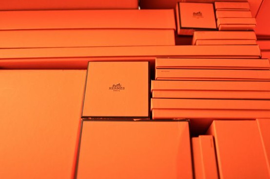 Heuke Haus: Hermes Affairthe perfect orange box