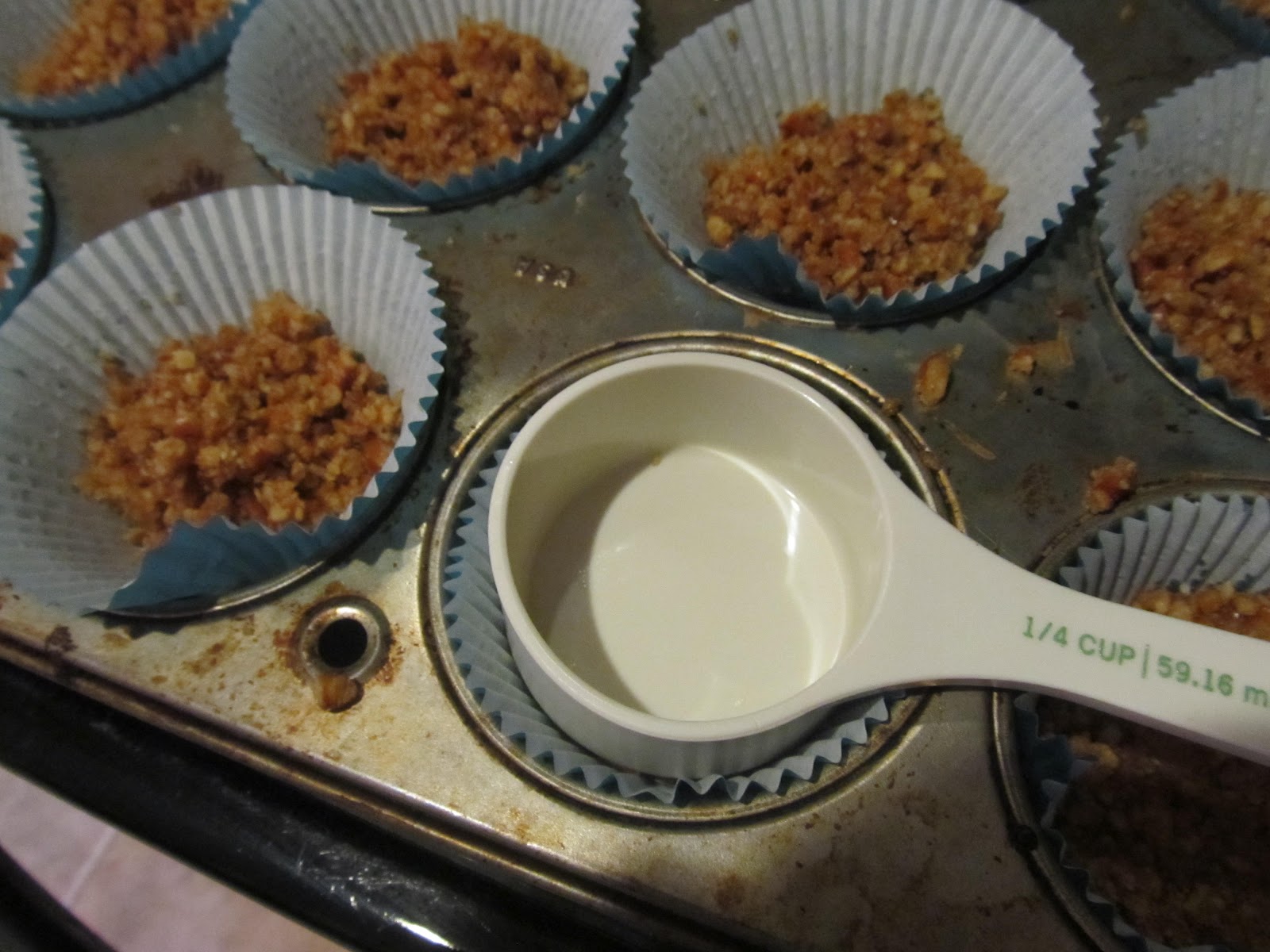 Berlea's Mind Week 22 Strawberry Pretzel Cupcakes