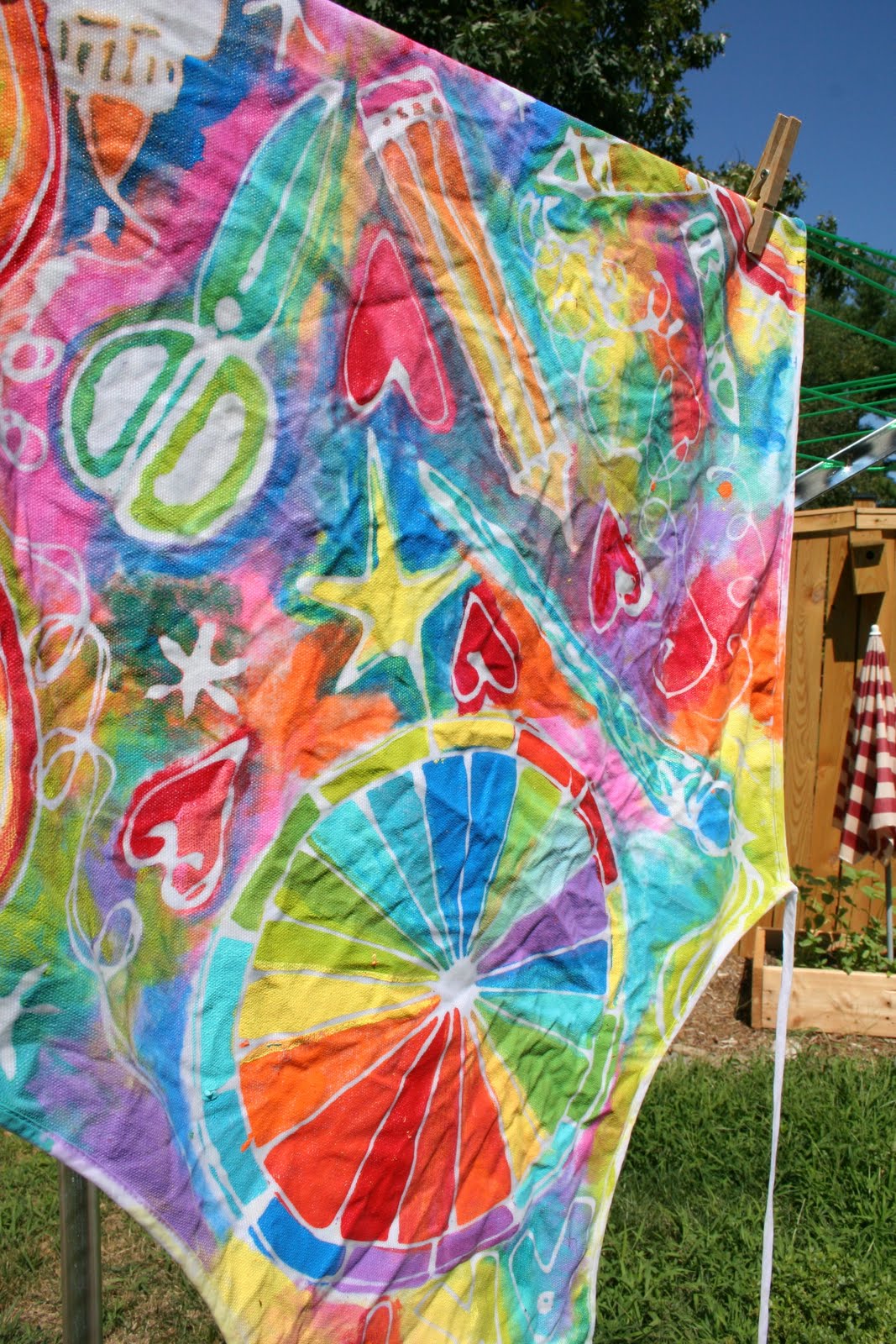 Pink and Green Mama * Elmer's Gel Glue Batik Aprons