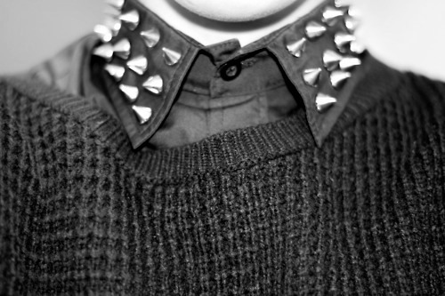 black-and-white-fashion-spikes-studs-Favim.com-278503.jpg