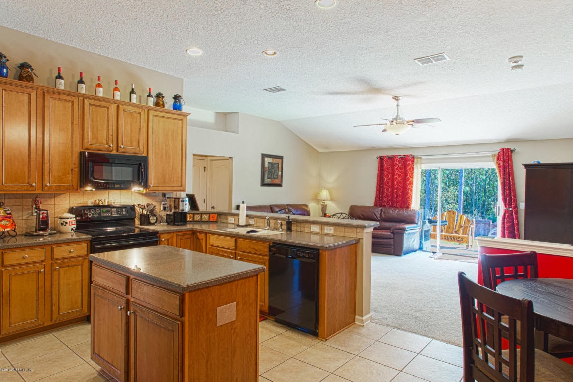 Five Bedroom Silver Creek Home Presented By The Sellin With Cc Team