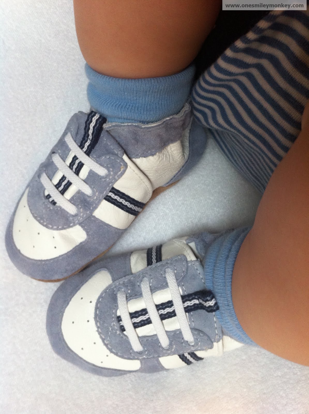 TinySoles Robeez Infant Shoes Review *Closed Giveaway*