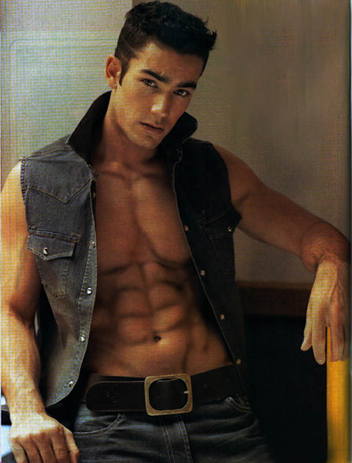 chichi allen: Aaron Diaz hot new unseen wallpapers