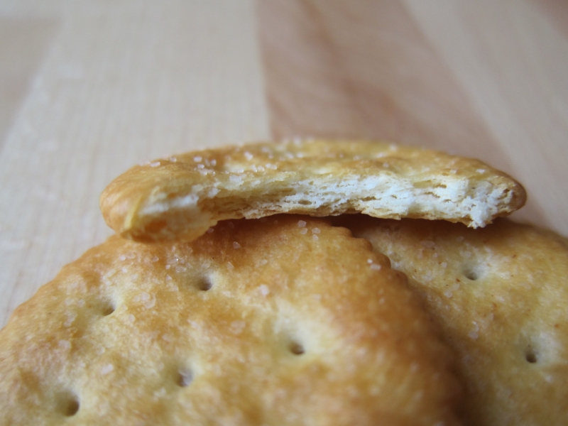 Review Nabisco Garlic Butter Ritz Crackers Brand Eating