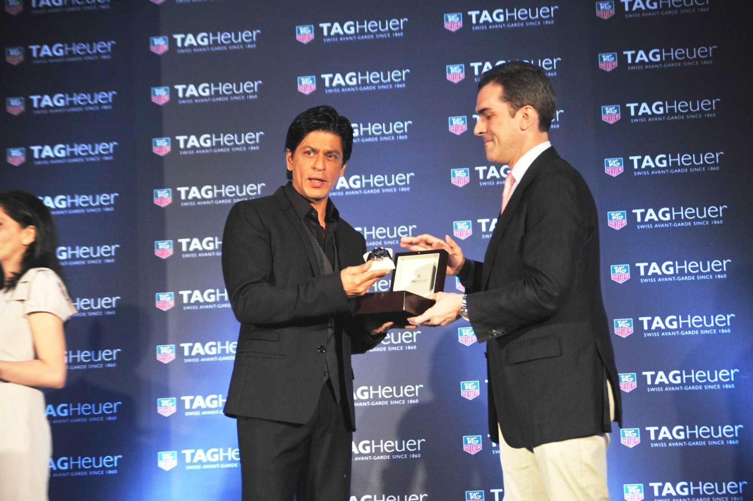 Posted in: Endorsement Photoshoot , Party And Events , Shahrukh Khan
