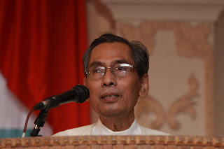 Maung Wuntha – တိုက္ခိုက္စာတခ်ိဳ႕နဲ႕ စပ္လ်ဥ္းလို႕ ရွင္းျပခ်က္