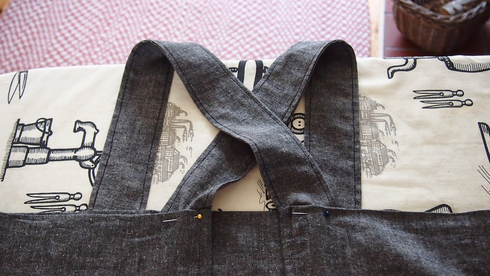 A Japanese Style Apron Tutorial The Hearty Home