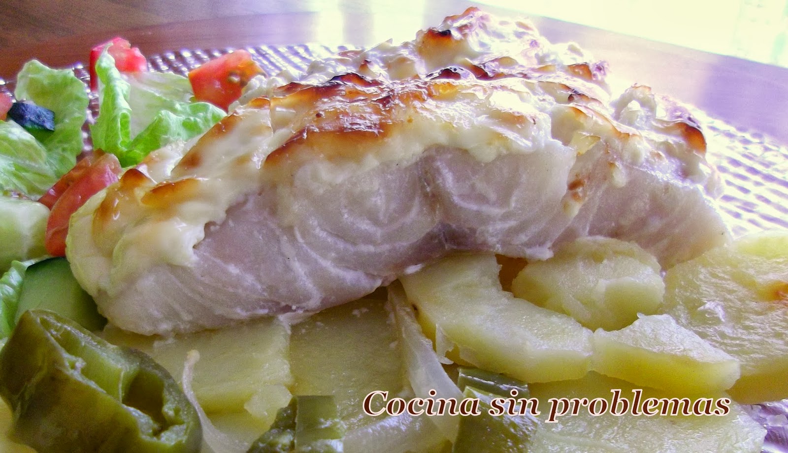 cocina sin problemas: Bacalao con costra de mayonesa y patatas pandera.