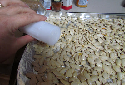 candied pumpkin seeds recipe halloween